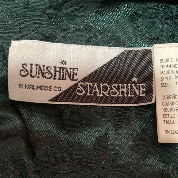 Sunshine Starshine Emerald Polyester Velvet Pantsuit size 16, altered to size 10 - Picture 5 of 6